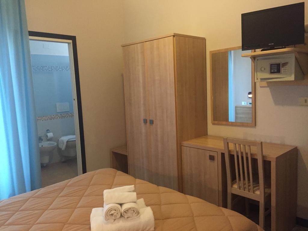 Abc Hotel Rimini Pokoj fotografie